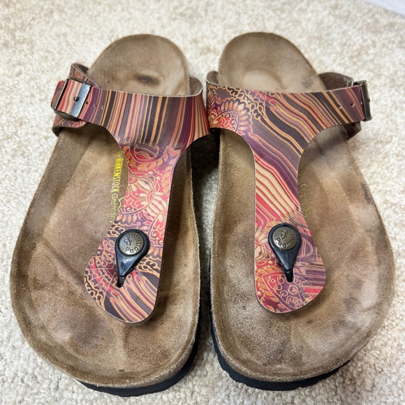 Birkenstock Papillio Gizeh Red Purple Geometric Print Sandal Size 38 Regular - Picture 11 of 12